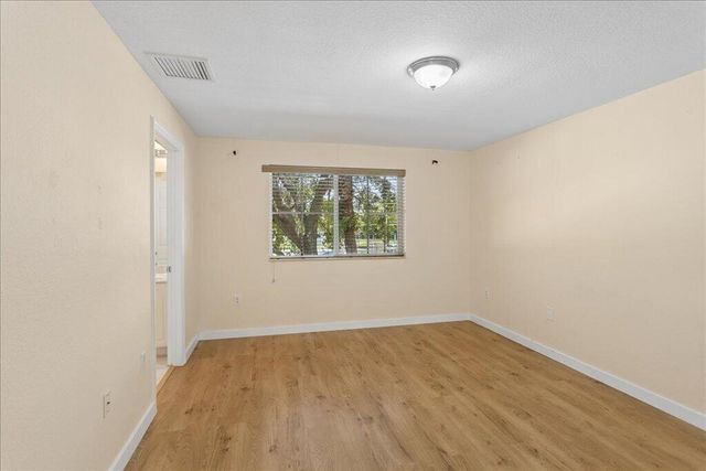6036 SW 19th Place, North Lauderdale, FL 33068