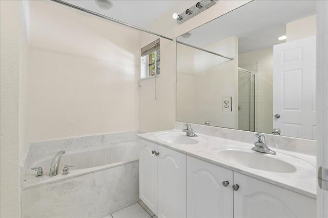 6036 SW 19th Place, North Lauderdale, FL 33068