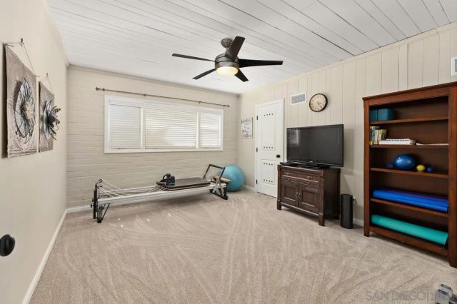 9865 Edgelake Drive, La Mesa, CA 91941