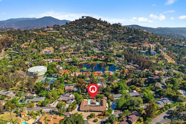 9865 Edgelake Drive, La Mesa, CA 91941