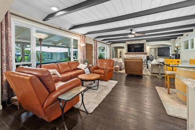 9865 Edgelake Drive, La Mesa, CA 91941