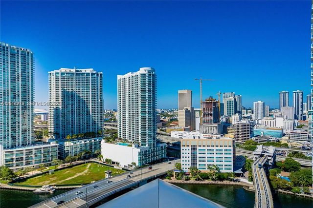 31 SE 6th St 2205, Miami, FL 33131