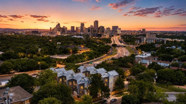 1500 Summit ST 5, Austin, TX 78741