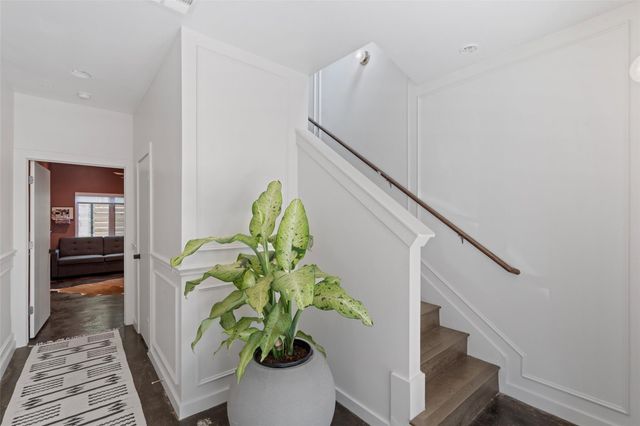 1500 Summit ST 5, Austin, TX 78741