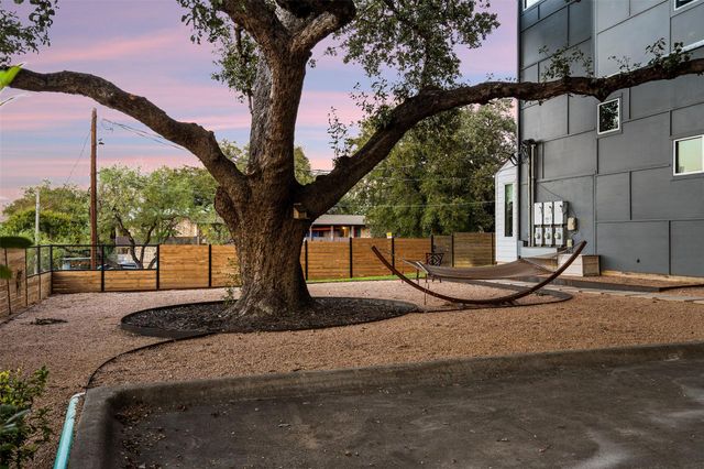 1500 Summit ST 5, Austin, TX 78741