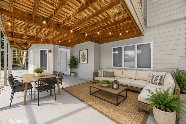 1 Kelaen Circle, Bella Vista, AR 72715