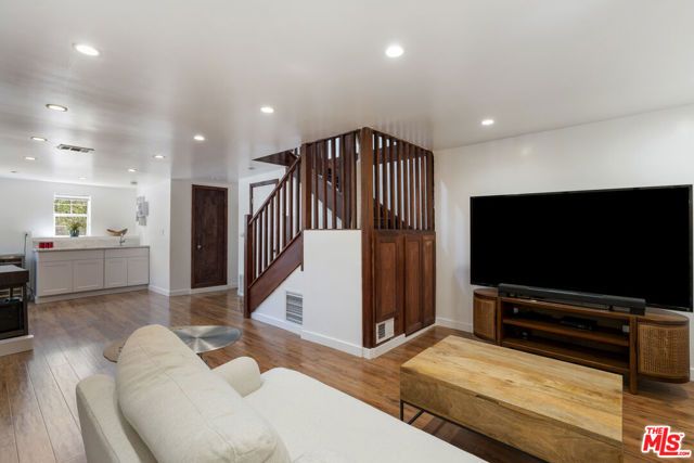 387 Museum Drive, Los Angeles, CA 90065