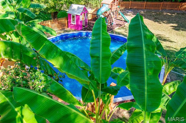 1228 EAGLES CREST Lane, St Charles, MO 63303