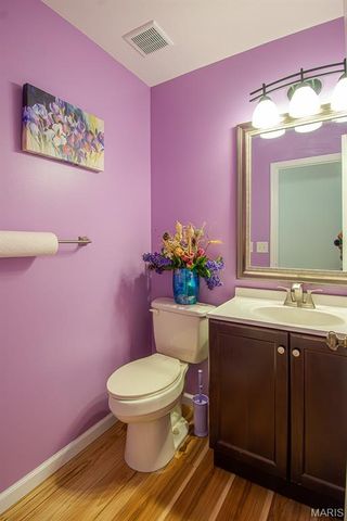 1228 EAGLES CREST Lane, St Charles, MO 63303