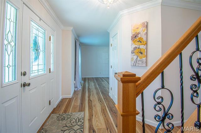 1228 EAGLES CREST Lane, St Charles, MO 63303