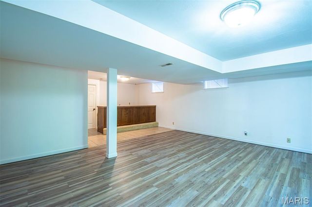 1228 EAGLES CREST Lane, St Charles, MO 63303