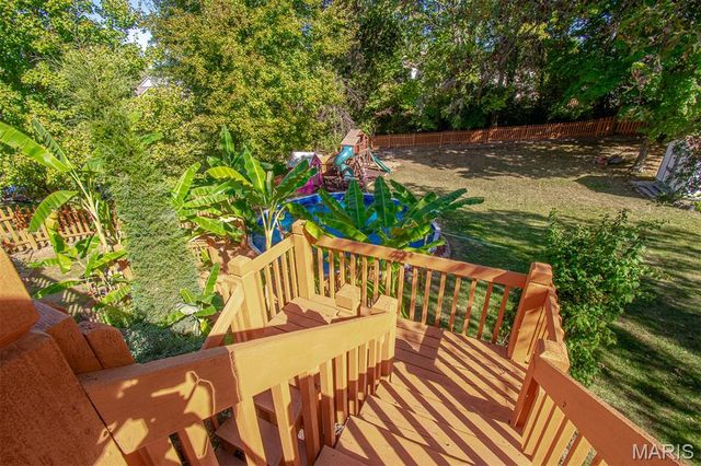 1228 EAGLES CREST Lane, St Charles, MO 63303