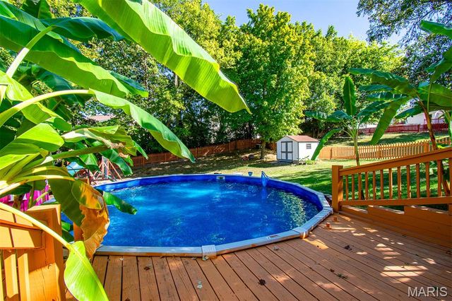 1228 EAGLES CREST Lane, St Charles, MO 63303