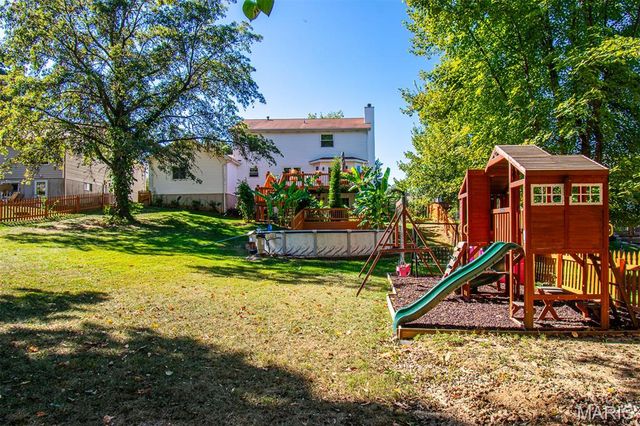 1228 EAGLES CREST Lane, St Charles, MO 63303