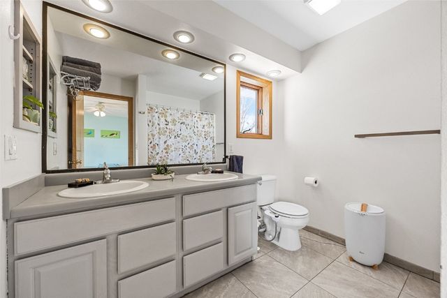 1784 Park Ridge Drive, Coralville, IA 52241