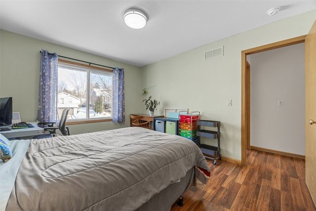 1784 Park Ridge Drive, Coralville, IA 52241