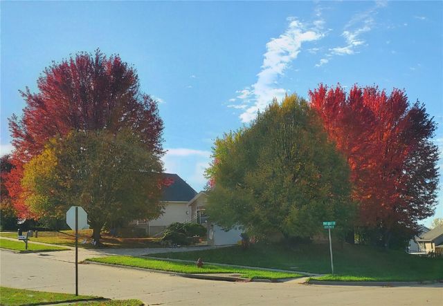 1784 Park Ridge Drive, Coralville, IA 52241