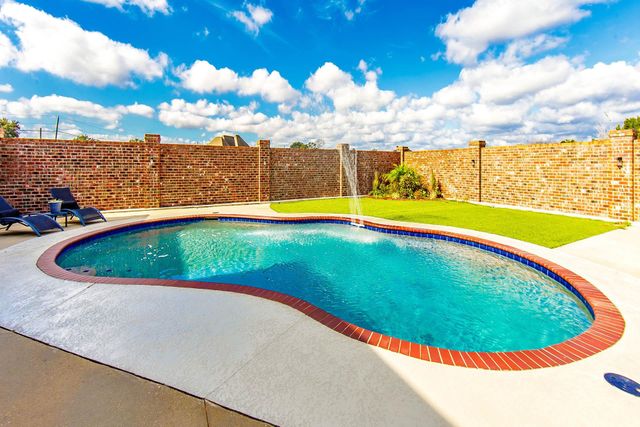 168 Bull Run Rd, Schriever, LA 70395