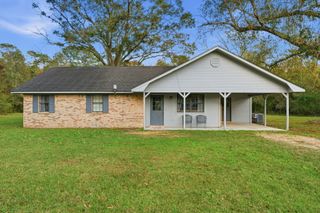 282 Co Rd 21, Laurel, MS 39443