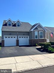 2675-00 FOXGLOVE LN, Philadelphia, PA 19116