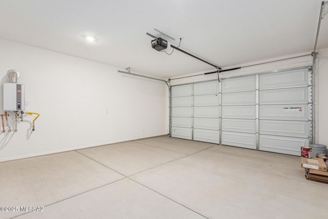 9253 N Agave Gold Road, Tucson, AZ 85742