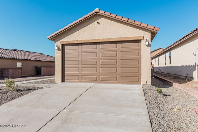 9253 N Agave Gold Road, Tucson, AZ 85742