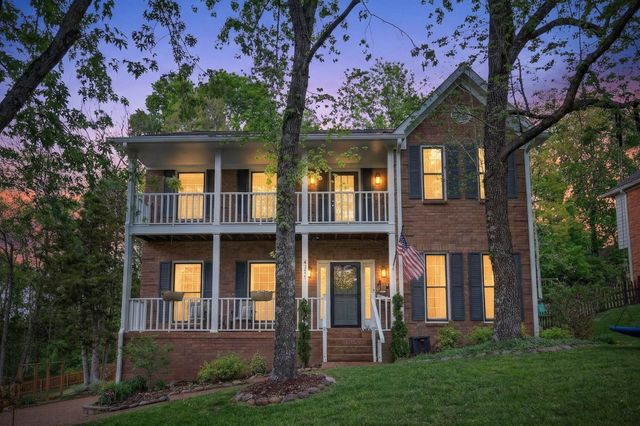 4321 Oakcrest Ln, Hermitage, TN 37076
