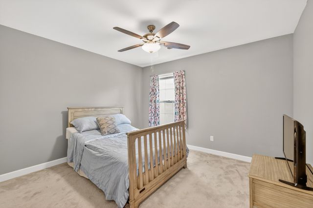 4321 Oakcrest Ln, Hermitage, TN 37076