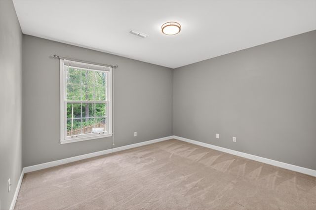 4321 Oakcrest Ln, Hermitage, TN 37076