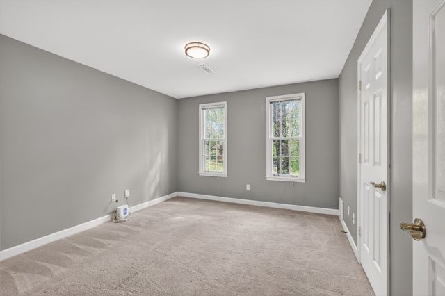 4321 Oakcrest Ln, Hermitage, TN 37076