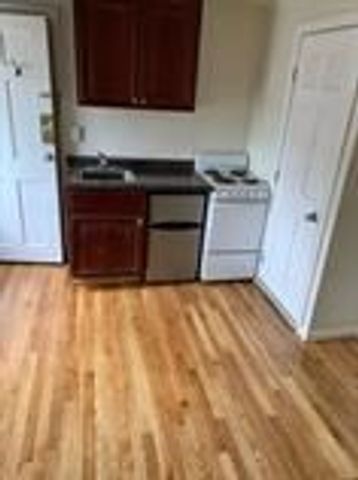 51 South Huntington 305, Boston, MA 02130