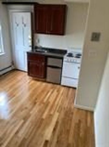 51 South Huntington 305, Boston, MA 02130