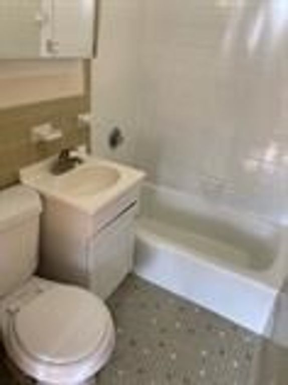 51 South Huntington 305, Boston, MA 02130