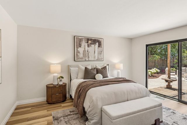 809 Runningwood Circle, Mountain View, CA 94040