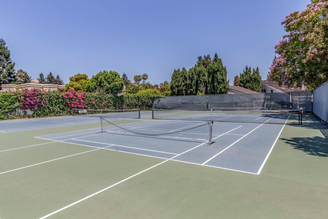 809 Runningwood Circle, Mountain View, CA 94040