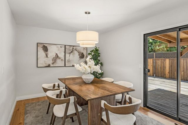 809 Runningwood Circle, Mountain View, CA 94040