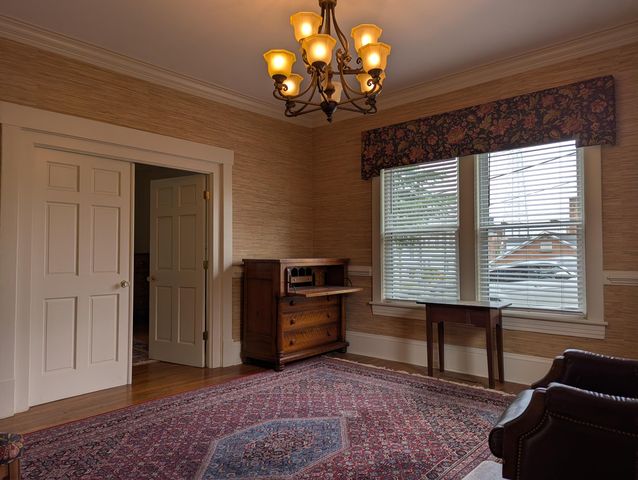 65 E Court ST, Rocky Mount, VA 24151