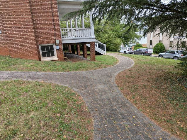 65 E Court ST, Rocky Mount, VA 24151