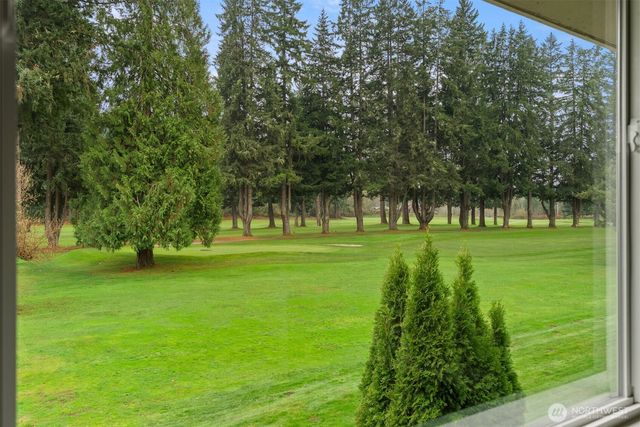 3926 NW Fairway Lane, Bremerton, WA 98312