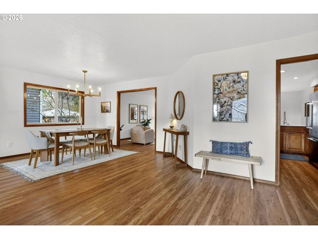 15060 Se DIAMOND Dr, Clackamas, OR 97015