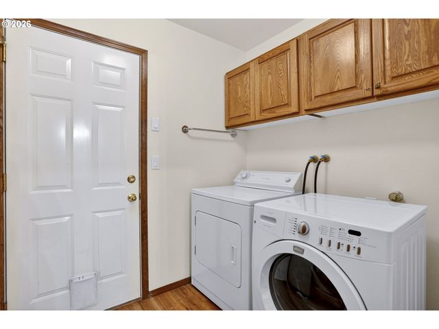 15060 Se DIAMOND Dr, Clackamas, OR 97015