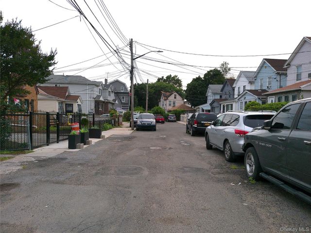 142-27 122nd Avenue, Jamaica, NY 11436