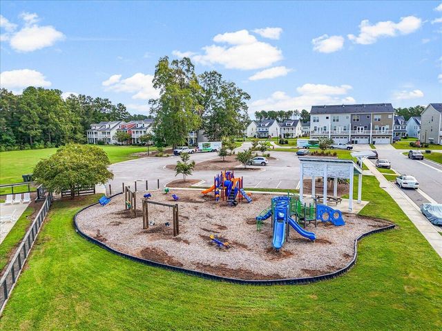 578 Crossland Drive, Moncks Corner, SC 29461