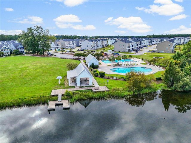 578 Crossland Drive, Moncks Corner, SC 29461