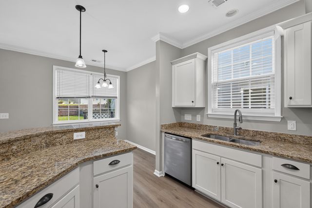 578 Crossland Drive, Moncks Corner, SC 29461