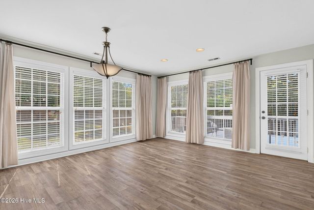 4461 Sweetbay Drive SE, Southport, NC 28461