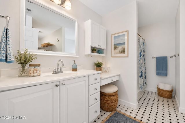 4461 Sweetbay Drive SE, Southport, NC 28461