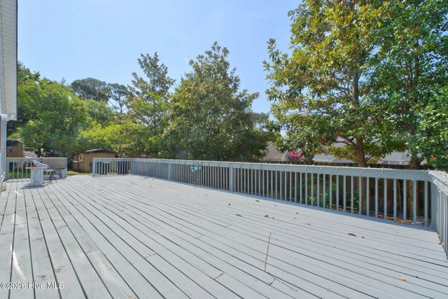 4461 Sweetbay Drive SE, Southport, NC 28461