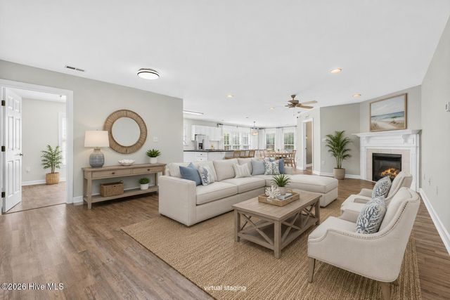 4461 Sweetbay Drive SE, Southport, NC 28461