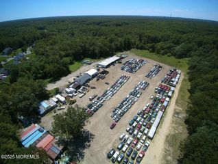 528 Cerrina Road, Jackson, NJ 08527